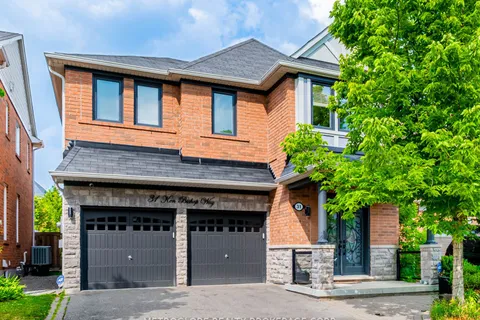 31 Ken Bishop Way, ON L3X 3J5
