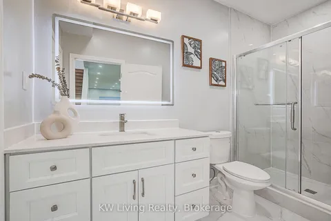 15 Farley Circle, ON L0E 1S0