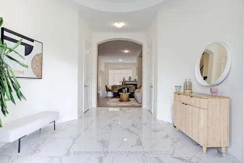 152 Stormont Trail, ON L4H 4P5