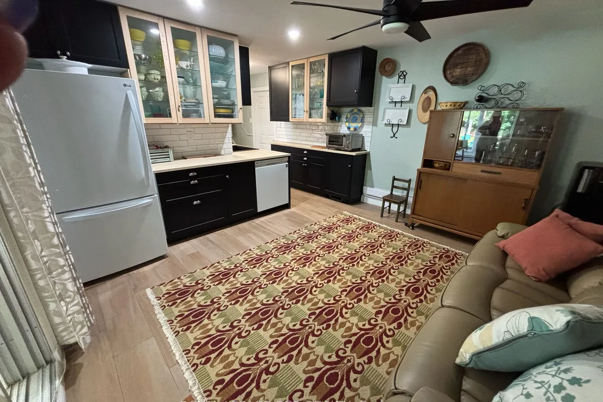 1049 Elgin Street, ON L3Y 3C3