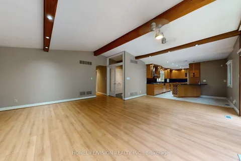 135 Patricia Drive, ON L7B 1H3