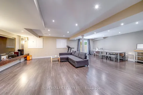 65 Meadowsweet Lane, ON L4E 1B9