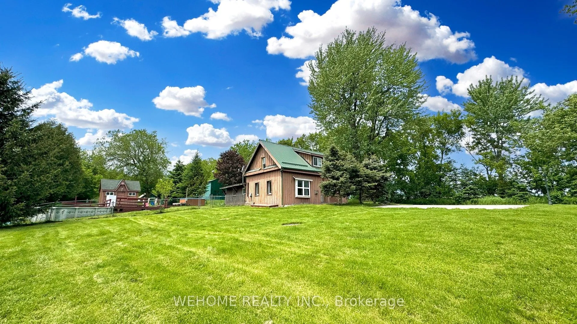 24740 Warden Avenue, ON L4P 3E9