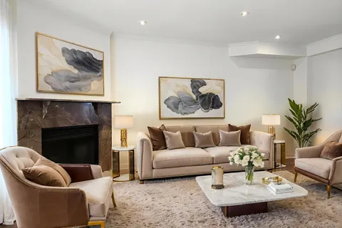 86 Larratt Lane, ON L4C 0E2