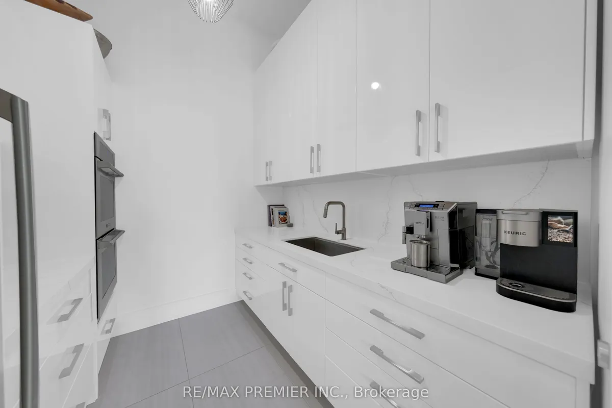 350 Kingscross Drive, ON L7B 1J9