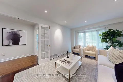 158 Walton Drive, ON L4G 3R8