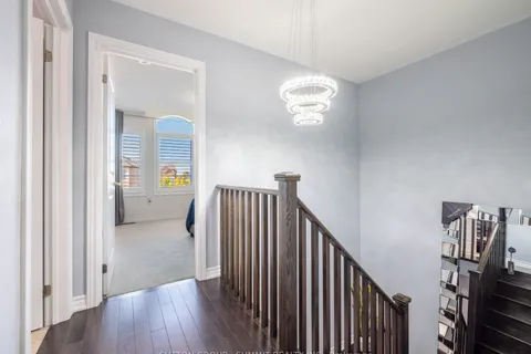 73 MONDIAL Crescent, ON L0G 1R0