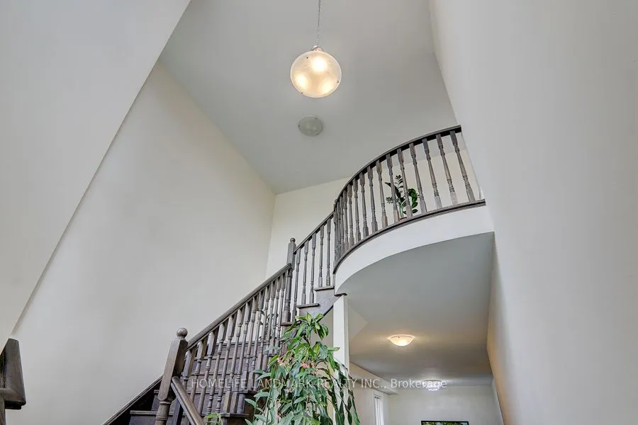 98 Beckett Avenue, ON L9N 0S7