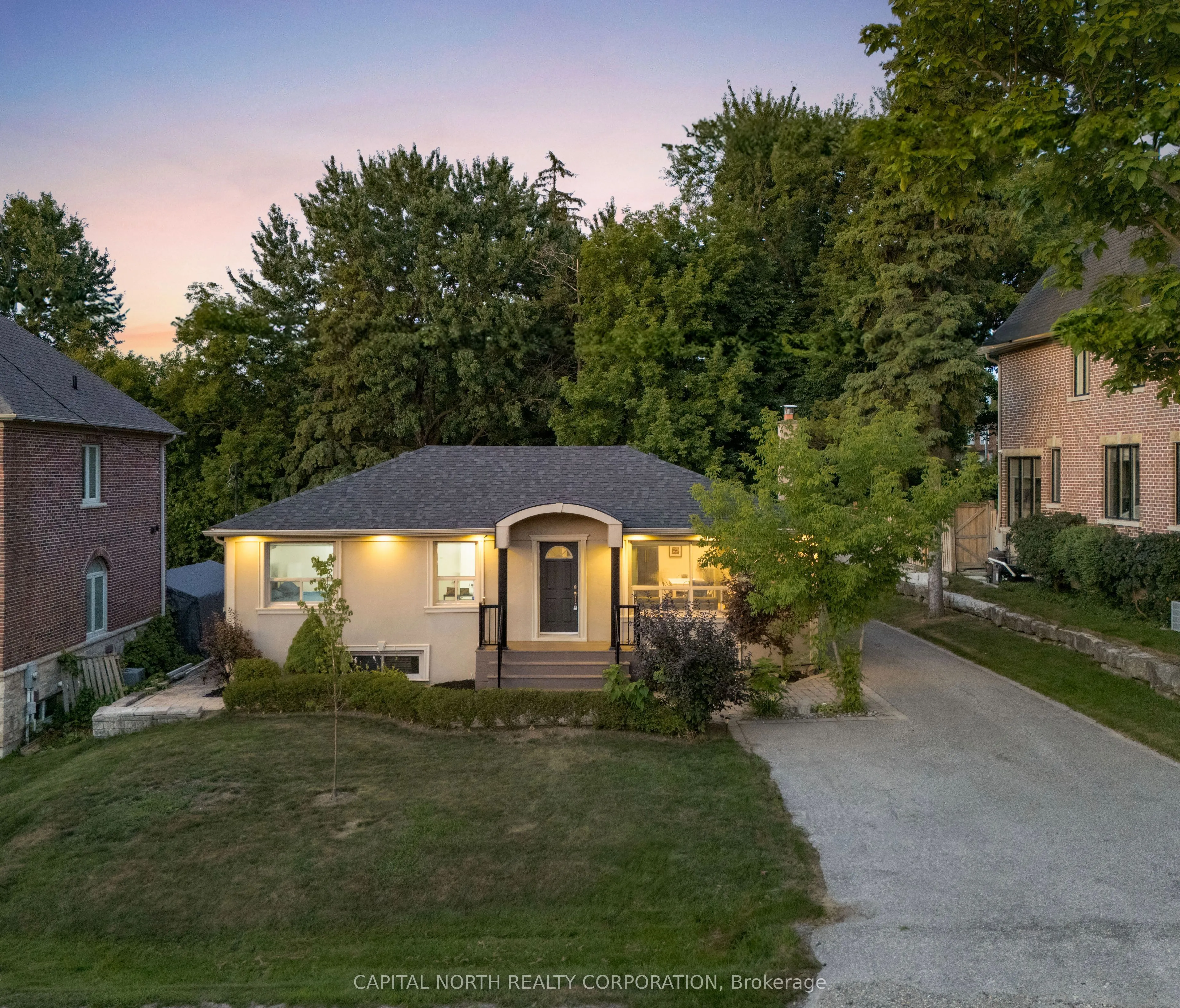 89 Hambly Avenue, ON L7B 1J1