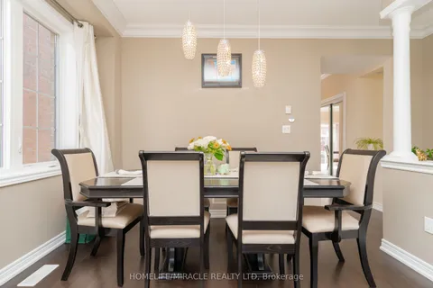 516 Vellore Woods Boulevard, ON L4H 2W3