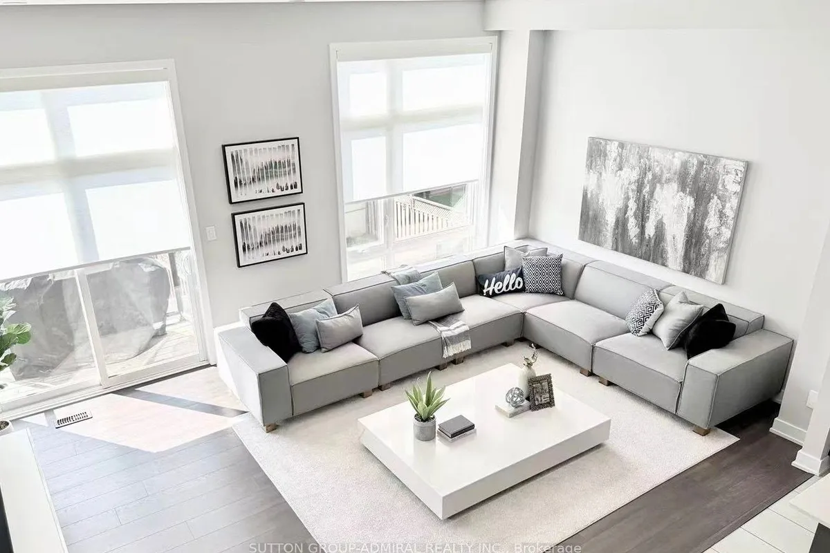 18 Pageant Avenue, ON L4H 4R3