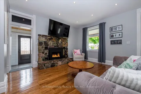 8061 Main Street, ON L0M 1J0