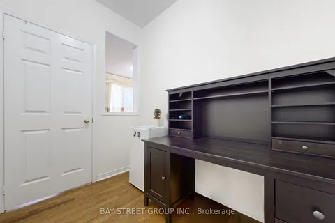 82 COLELUKE Lane, ON L3S 0B7