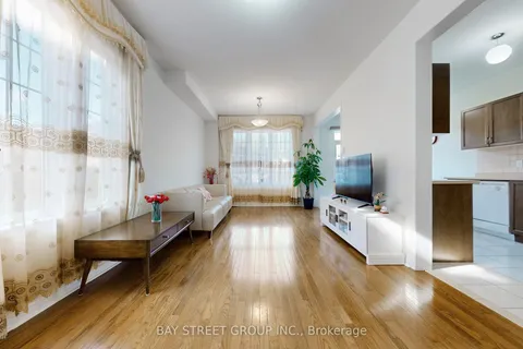 82 COLELUKE Lane, ON L3S 0B7