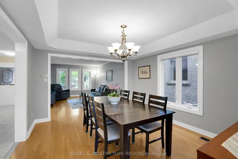 24 Timber Valley Avenue, ON L4E 3S6