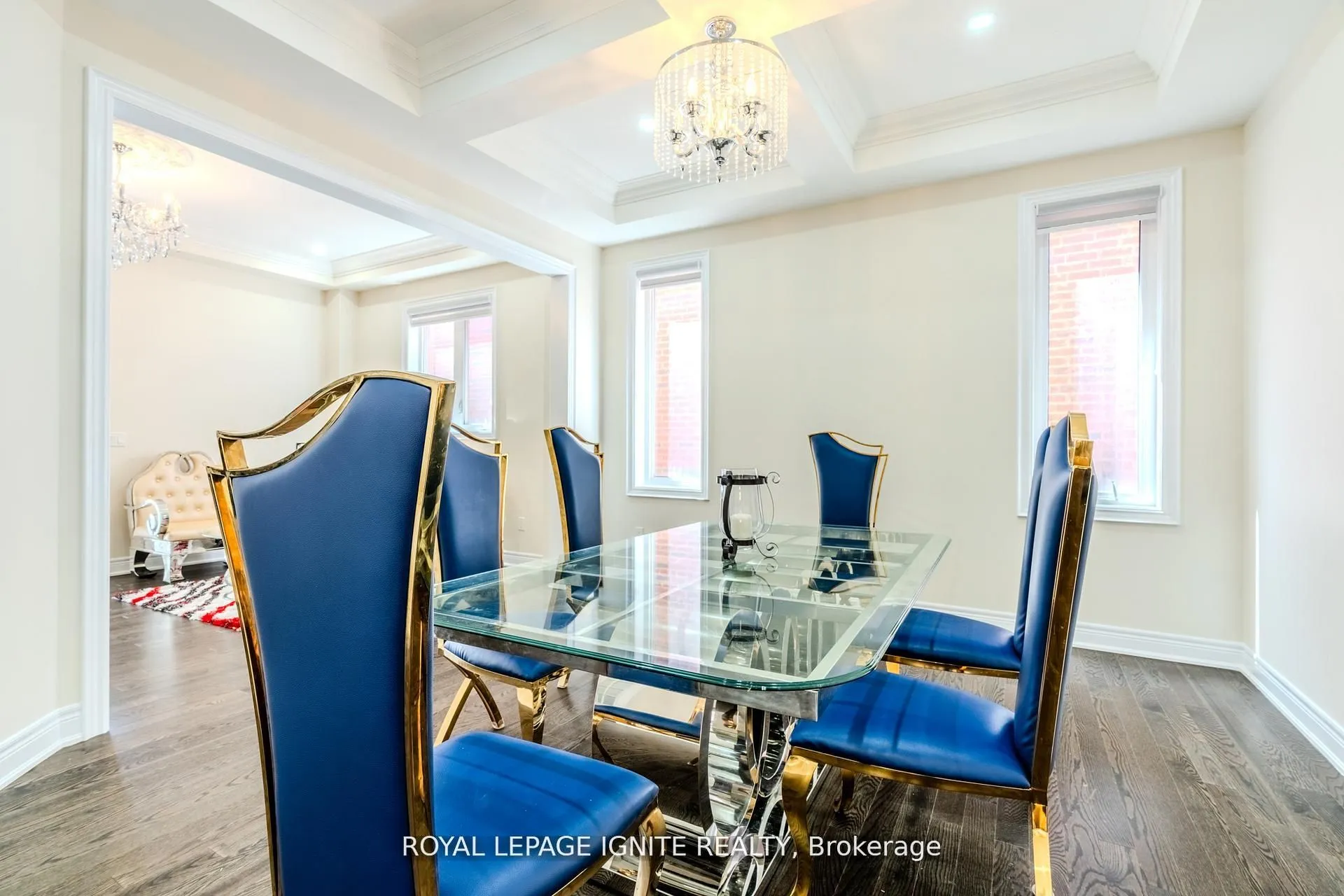 Detached kitchen at 73 Kentwood Crescent Markham