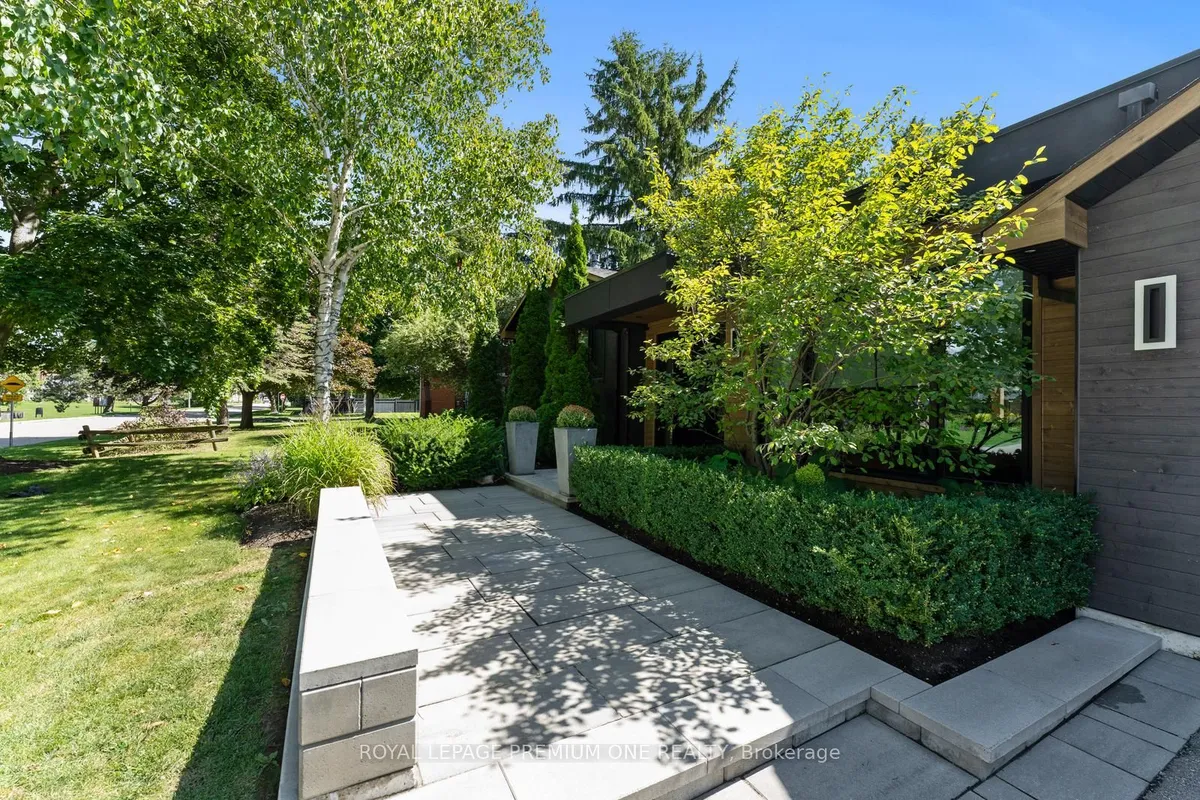 49 Norman Drive, ON L7B 1J2