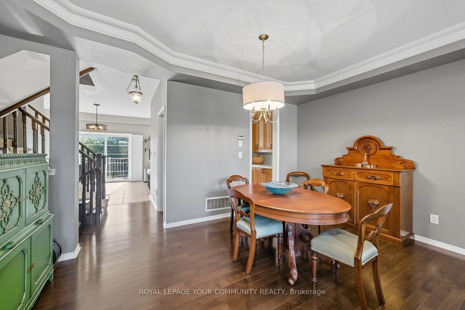 118 Chapman Court, ON L4G 0E2