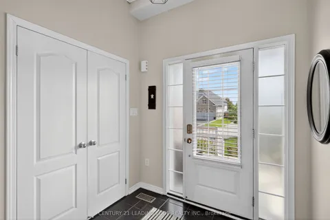 14 Rennie Street, ON L0C 1H0