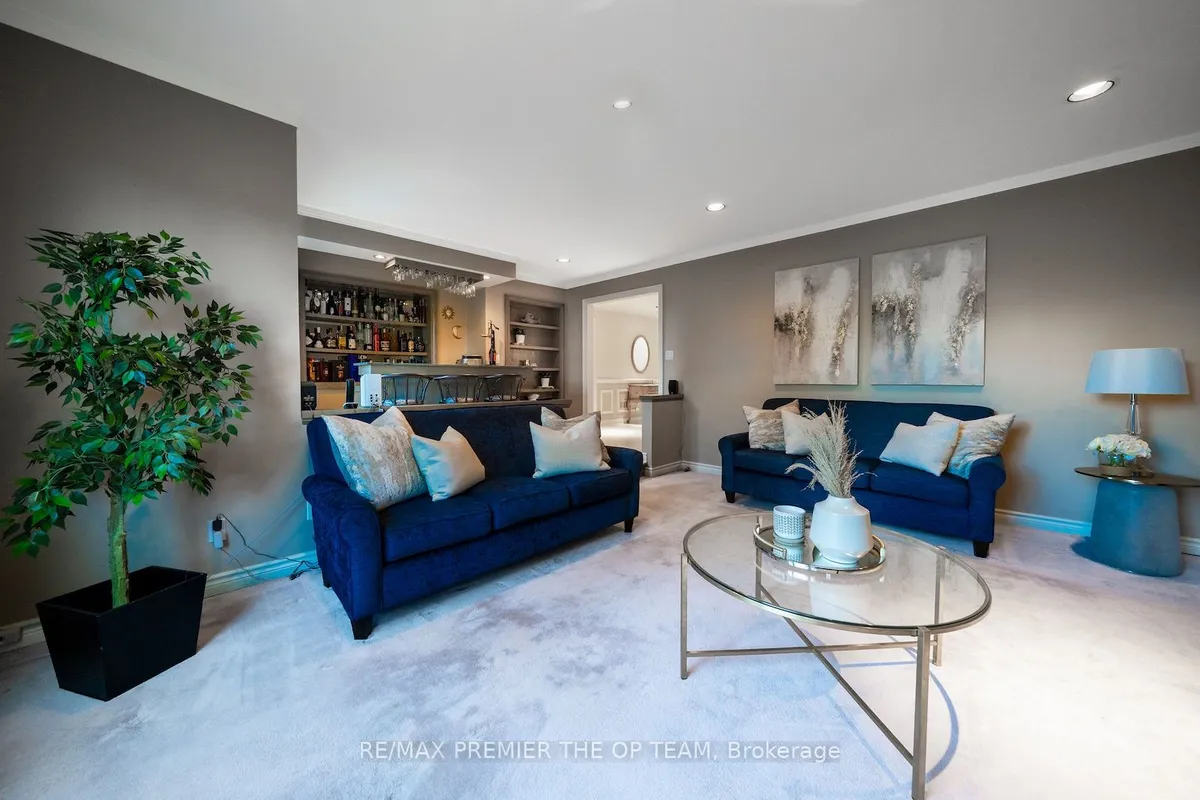 182 Clover Leaf Street, ON L4L 5H7