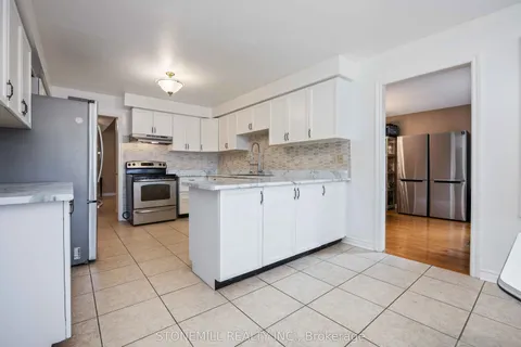 24 Soho Crescent, ON L3P 7H8