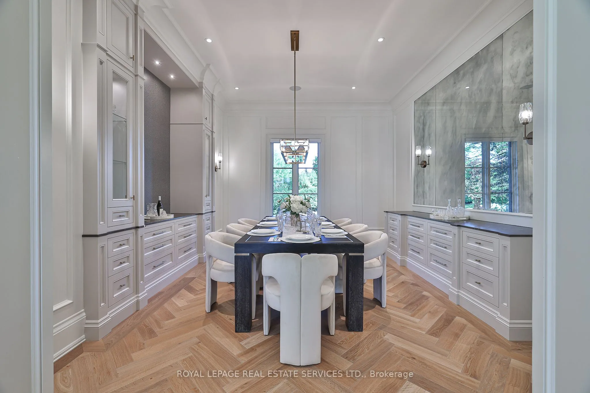 16 Eversley Hall N/A, ON L7B 1L8