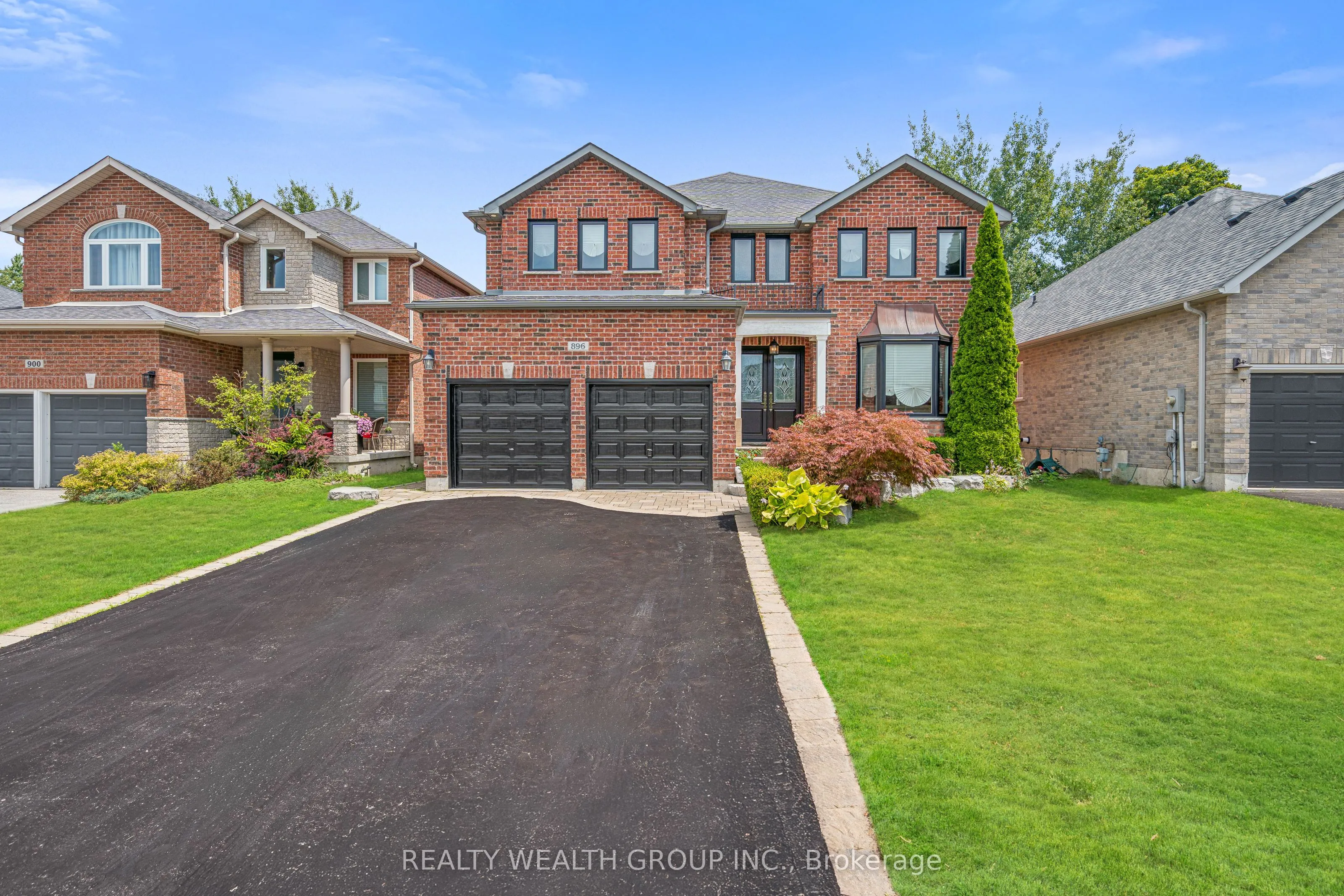 896 Booth Avenue, ON L9S 0A6