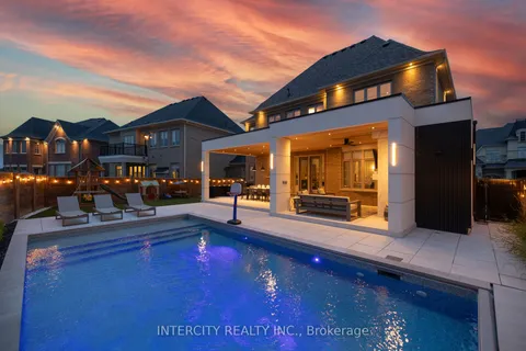 8 Larkin Avenue, ON L7B 0N8