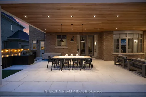 8 Larkin Avenue, ON L7B 0N8