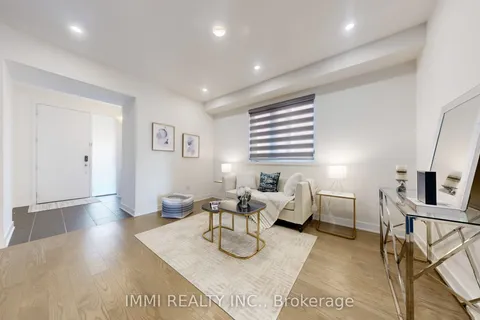 12 Badgerow Way, ON L4G 0Z4