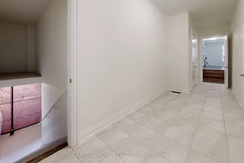 27 Upbound Court, ON L9N 0E5