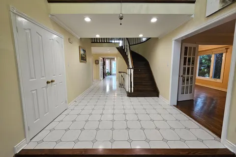 406 Weldrick Road, ON L4B 2M8