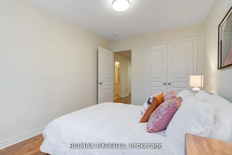 36 Port Arthur Crescent, ON L4E 1B5