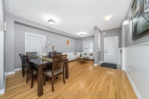 28 Swenson Street, ON L9R 1V2