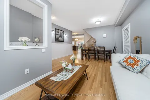 28 Swenson Street, ON L9R 1V2