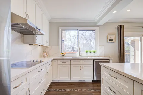 215 Willow Drive, ON L4P 2R9