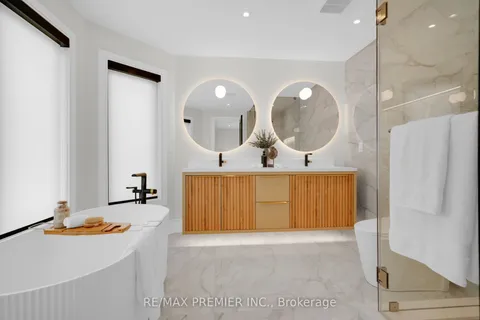 19 Polo Crescent, ON L4L 8W6