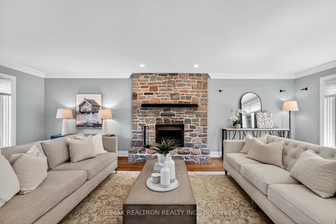 2 Aukland Lane, ON L7B 1C1