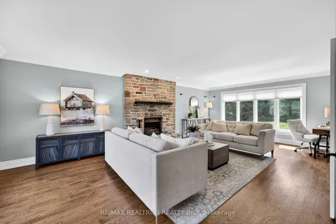 2 Aukland Lane, ON L7B 1C1