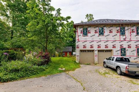 40 Old Church Road, ON L7B 1K4