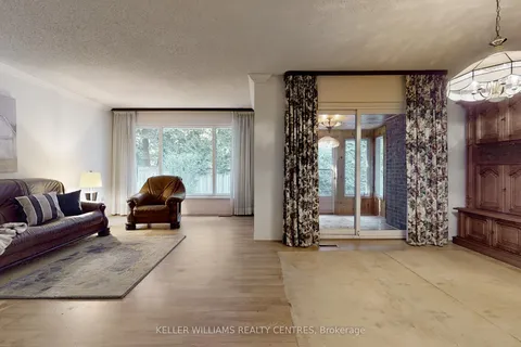 27 Hawthorne Lane, ON L4G 3K8