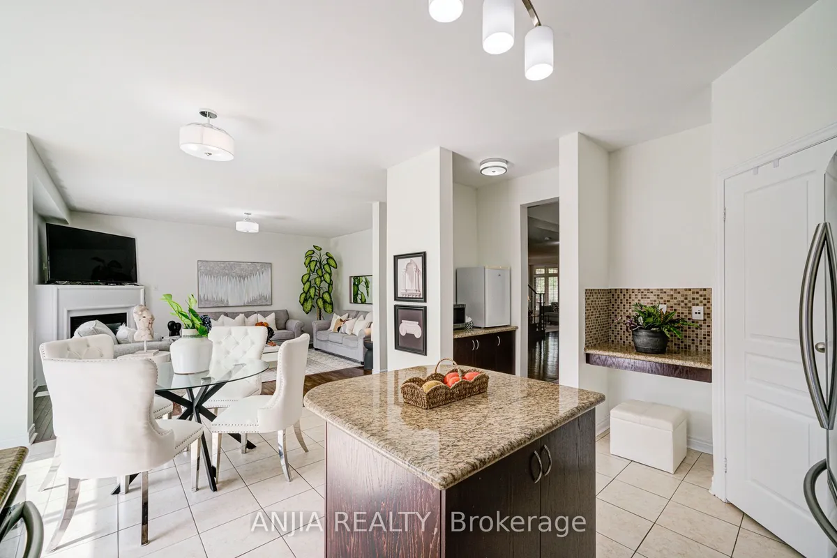 15 Sedore Street, ON L6E 0K2