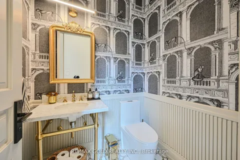 48 Sylvadene Parkway, ON L4L 2M6