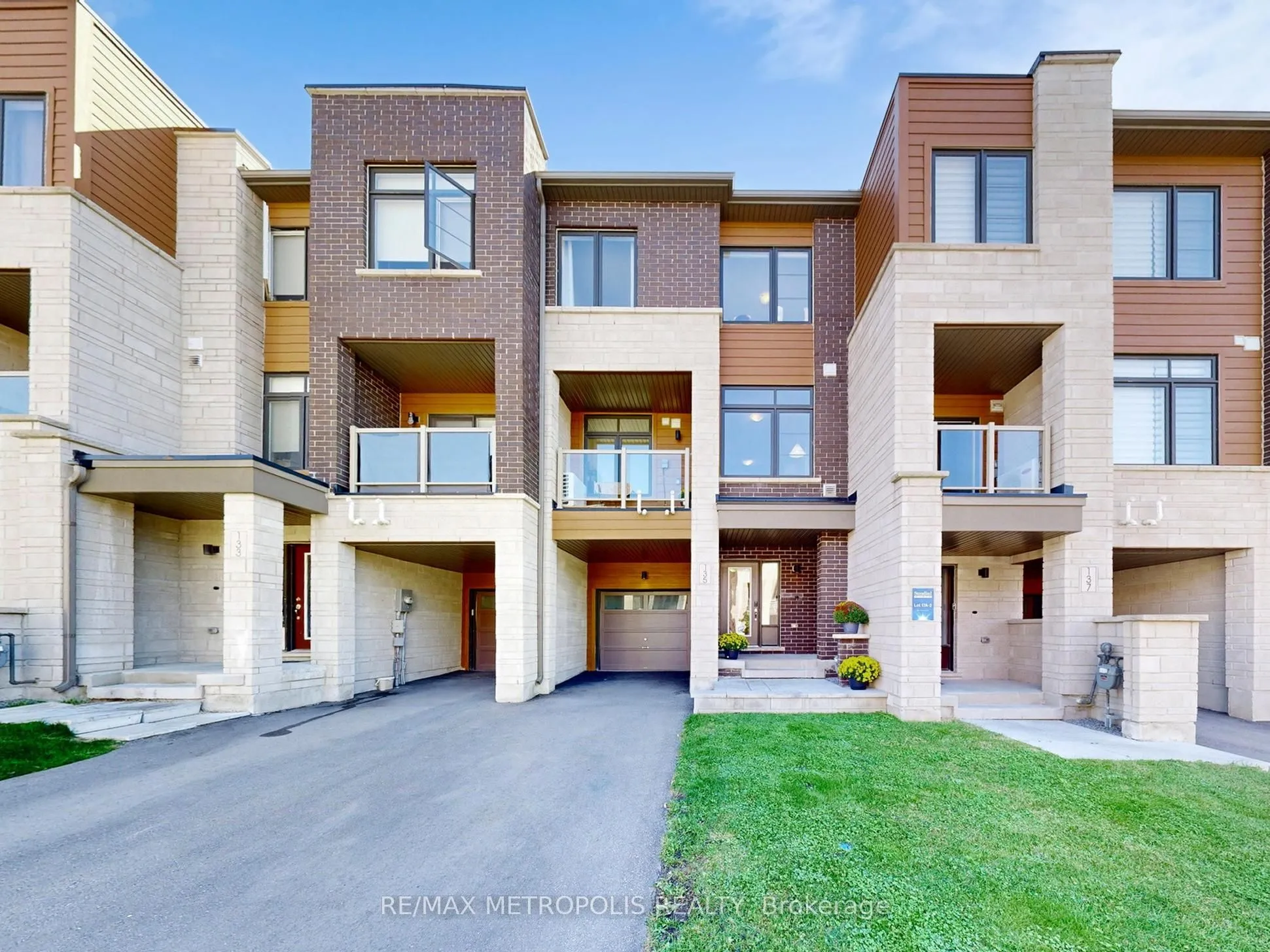 135 Bravo Lane, ON L3X 0L2