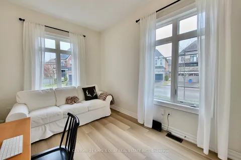 10 Hamster Crescent, ON L4G 3G7