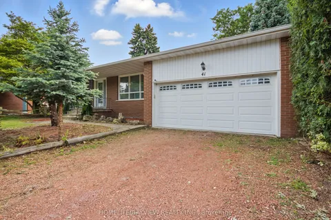 41 Sunnywood Crescent, ON L4C 6W2