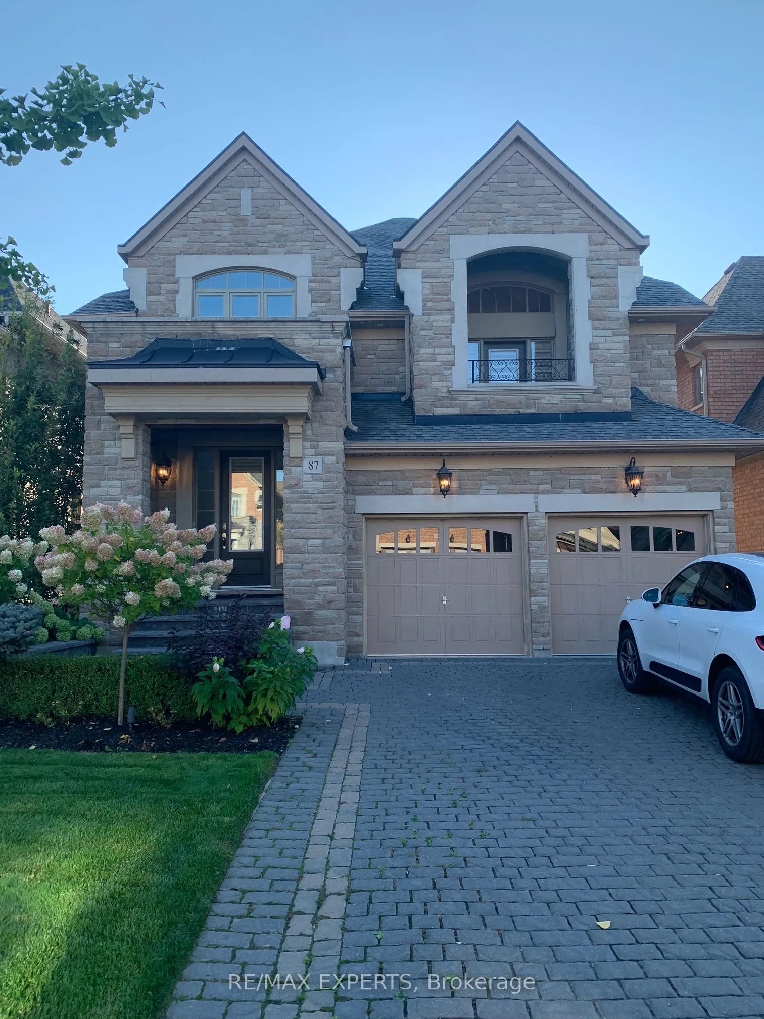 Detached 4 bedroom 10 bathroom at 87 Isherwood Crescent in Vaughan - MLS# N12425203