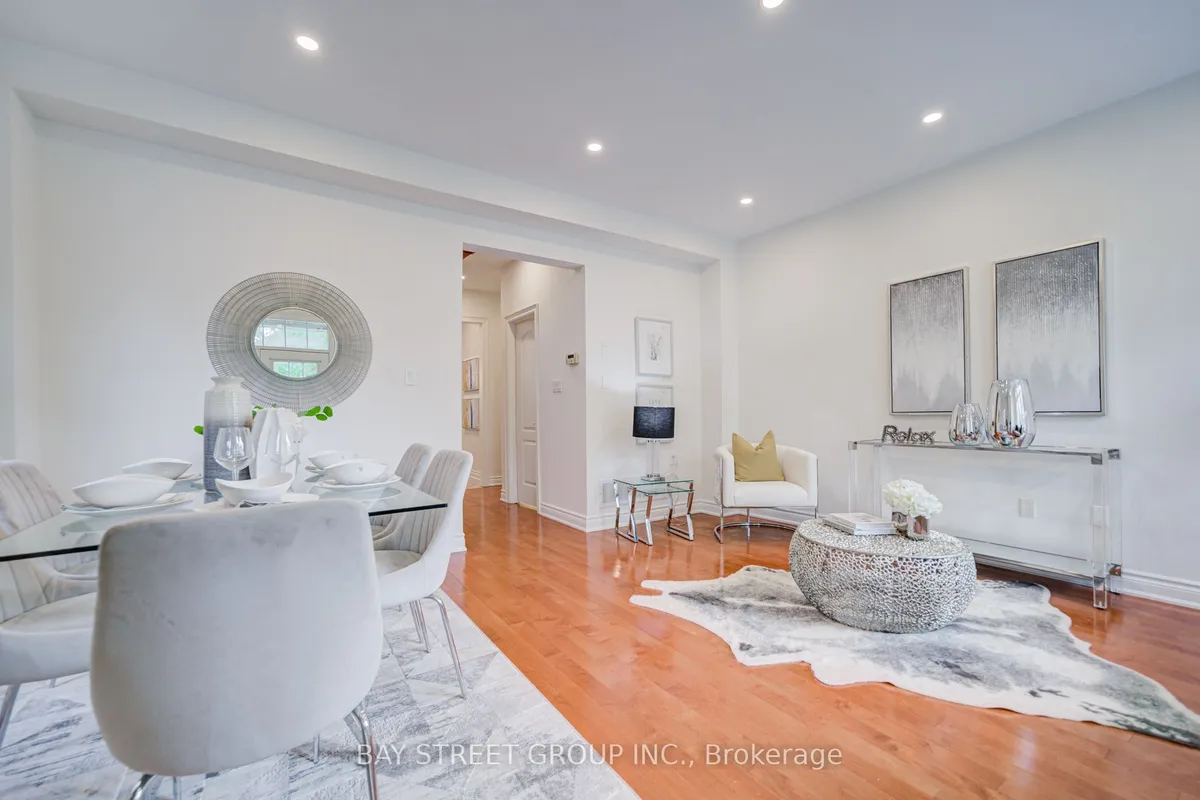 15 Sisley Crescent, ON L4J 9J1