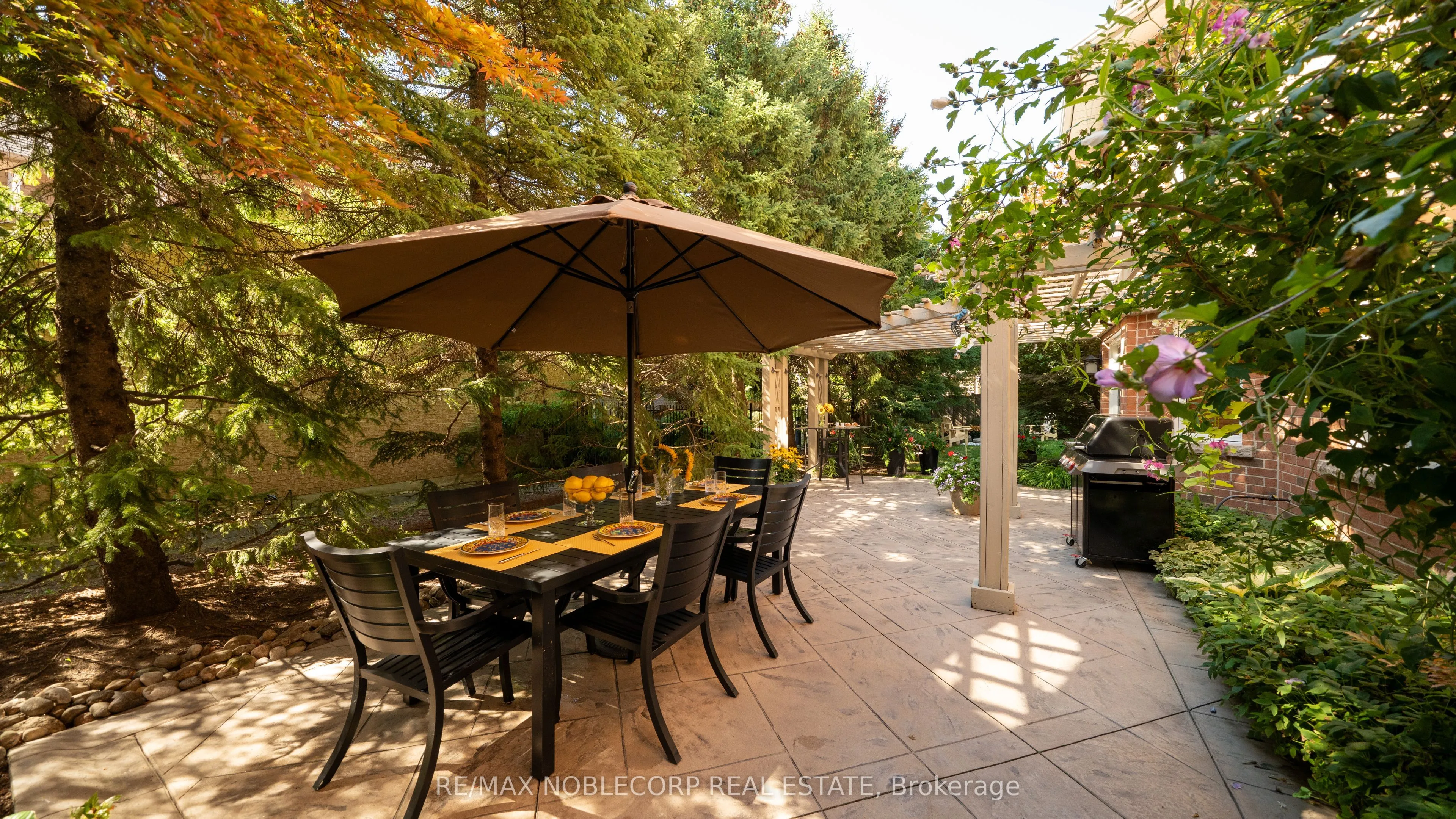 19 Stockdale Crescent, ON L4C 3T1