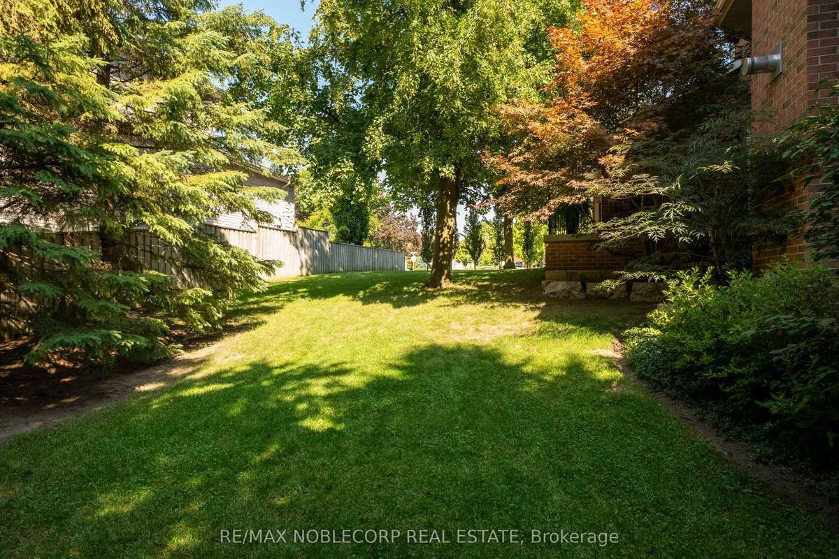 19 Stockdale Crescent, ON L4C 3T1